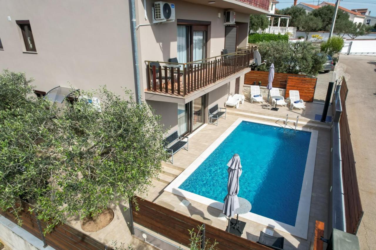 Pool Julia Zadar