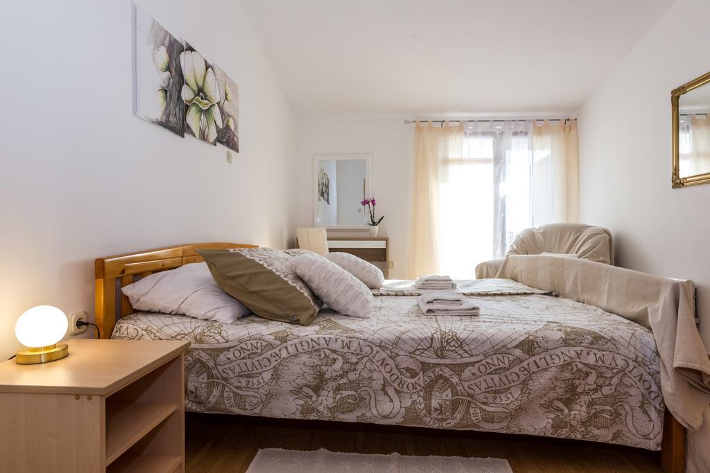 Apartament Pool Julia *